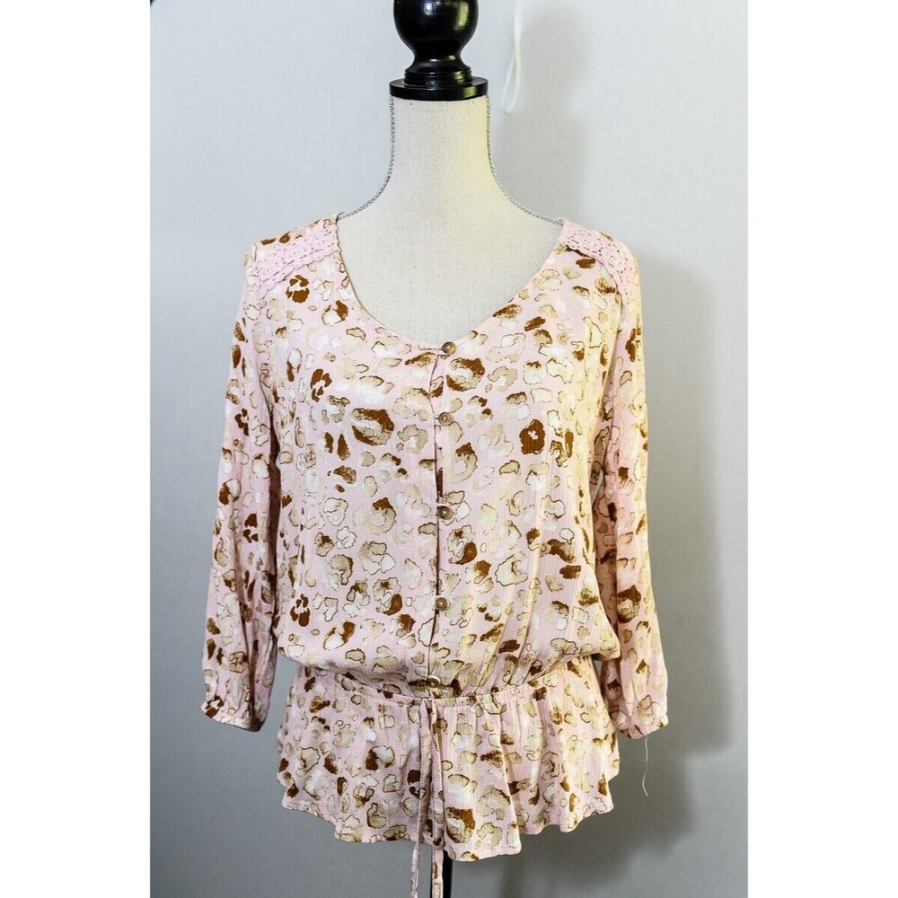 C&C California Blush Floral‎ Peplum blouson long sleeve blouse Medium